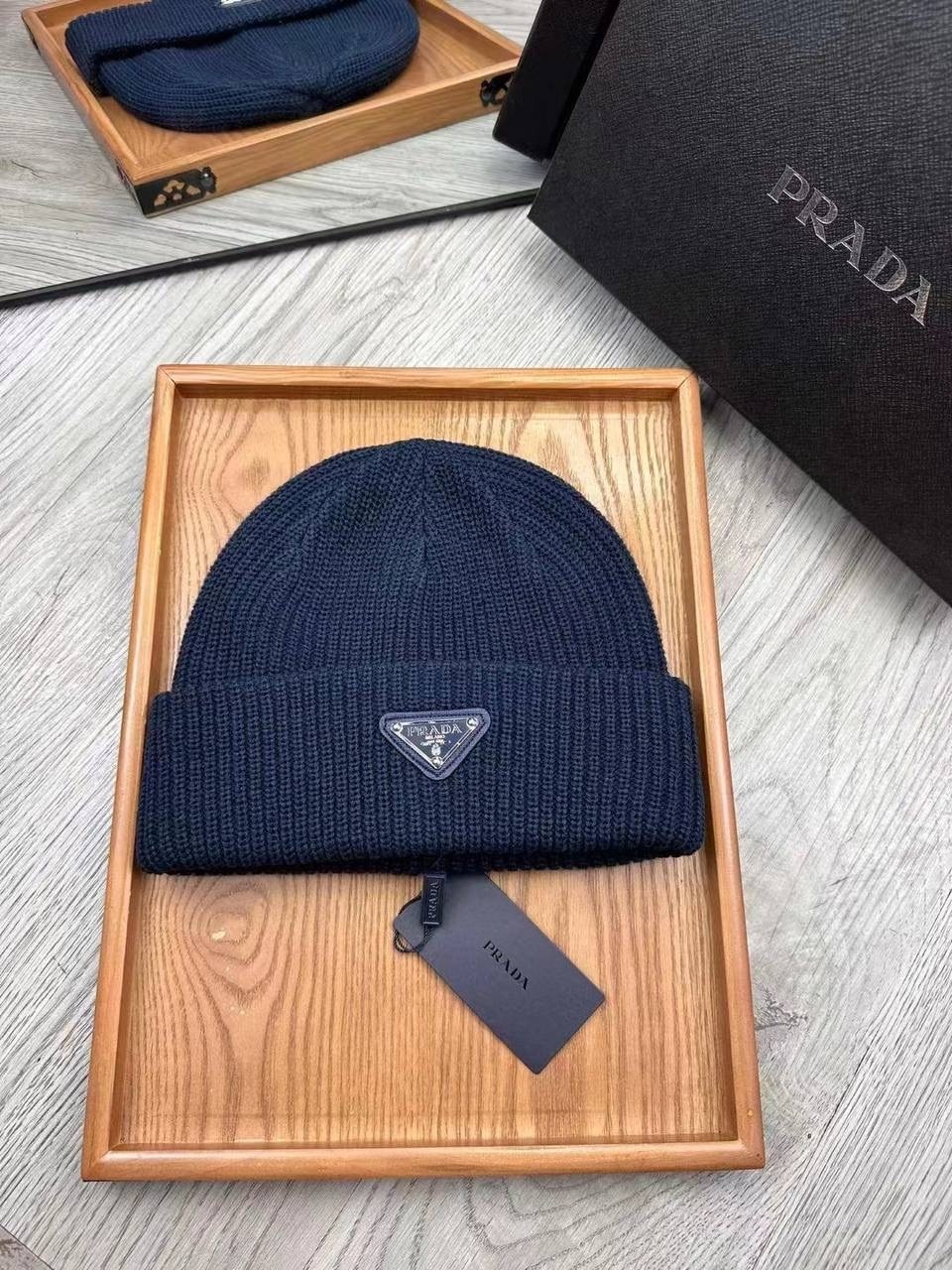 шапка prada,шапка от прада,шапка бини,шапка бини унисекс,шапка для мужчин