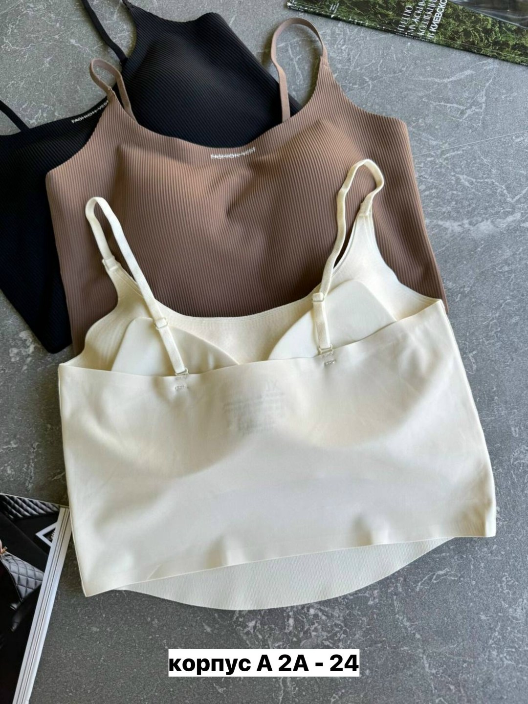 топ женский,майка топ,топ женский на бретелях,кроп топ,топик с чашками