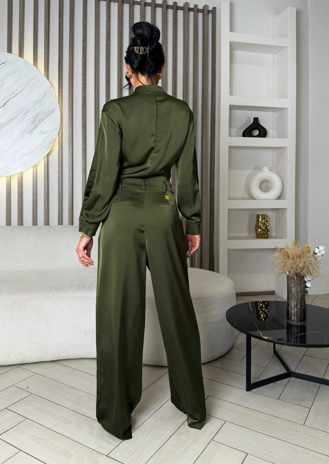 женские костюмы брючные,костюм классический,атласные костюмы,женский костюм,костюм в пижамном стиле