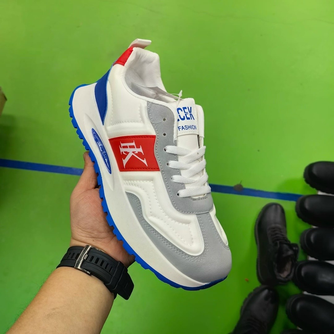 кроссовки мужские adidas,кроссовки adidas,кроссовки адидас,,женские кроссовки