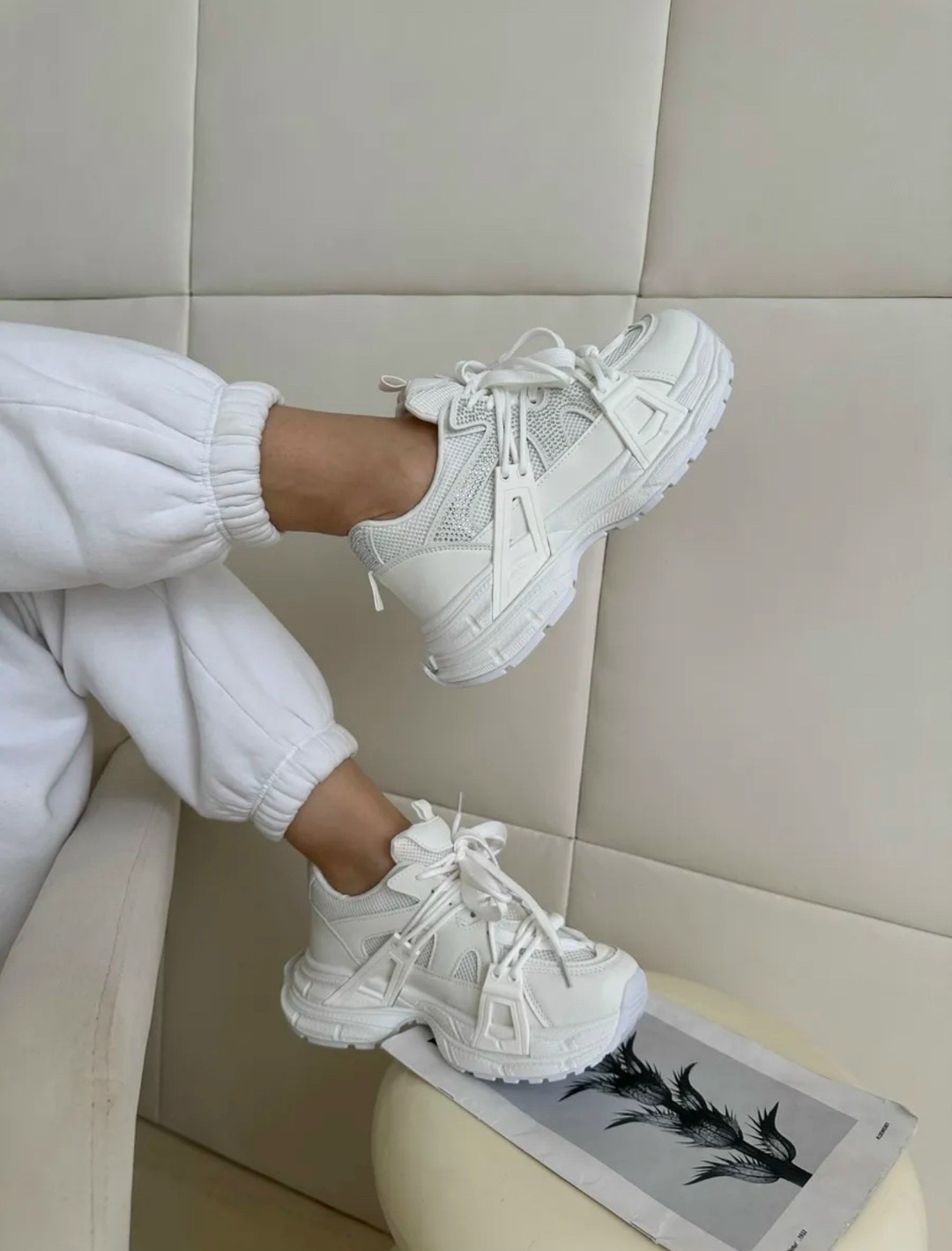 кроссовки женские,модные кроссовки,кроссовки серебристые,,массивные кроссовки