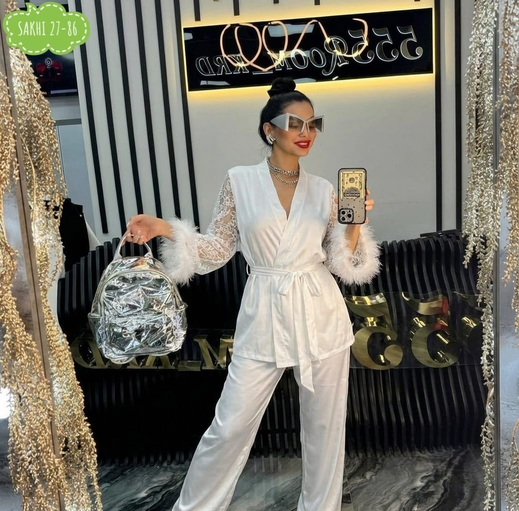 шелковый брючный костюм-кимоно в пижамном стиле,брючный костюм,шелковый костюм в пижамном стиле issa plus,брючный костюм в пижамном стиле,женский брючный костюм