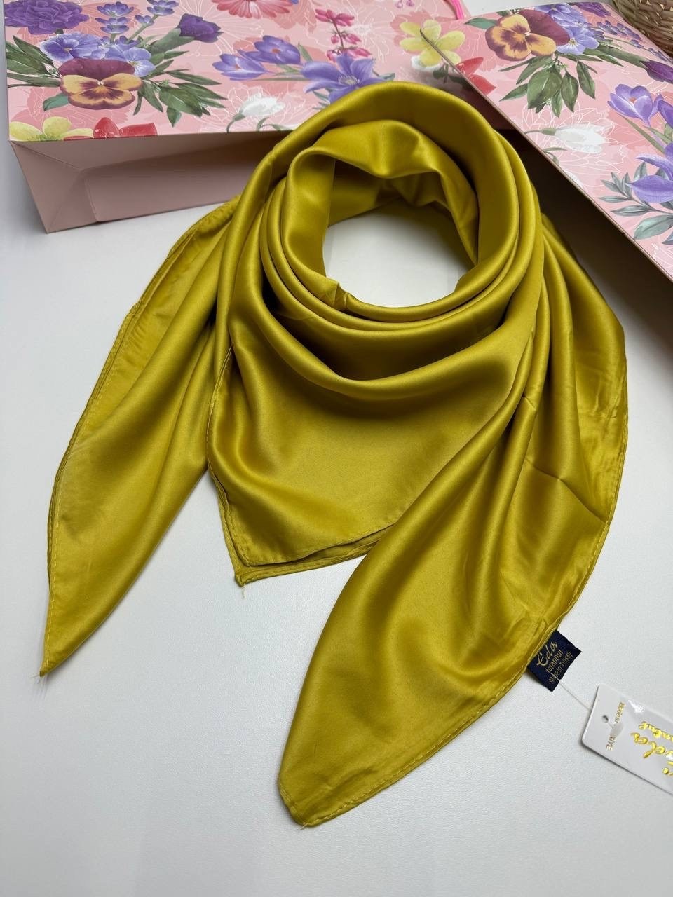 платки шелковые,платок женский однотонный,шелковый платок 100х100,платки шейный,платок диор черный