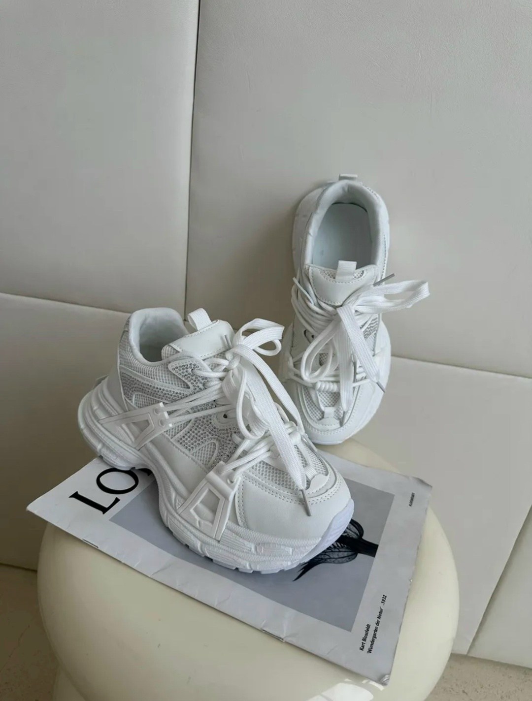 кроссовки женские,модные кроссовки,кроссовки серебристые,,массивные кроссовки