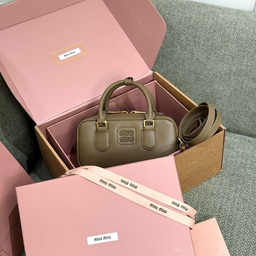 сумка miu miu,сумка женская miu miu,сумка,модная женская сумка,сумка модная