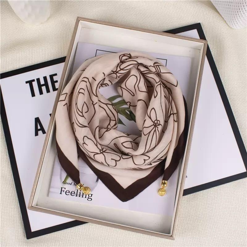 платок fendi,платки шарф,брендовый платок,шарфы для женщин,платки шелковые