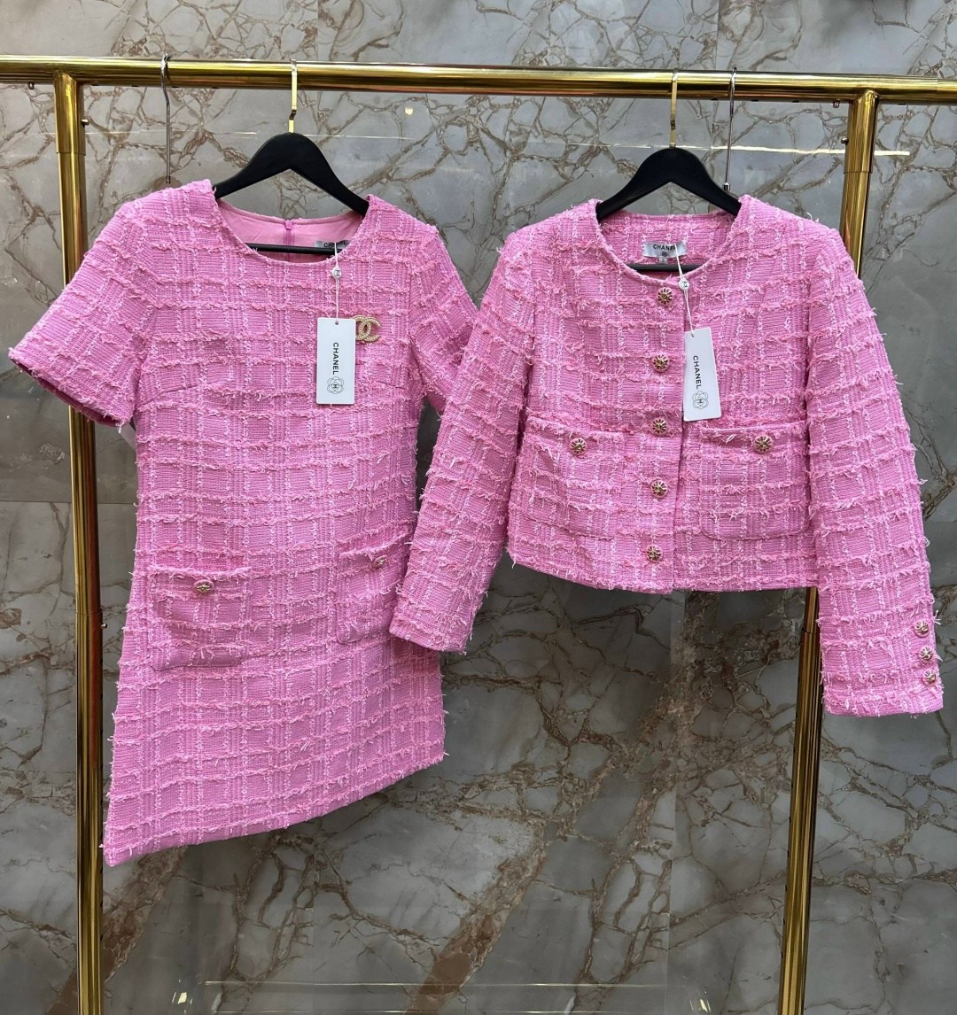 женский твидовый костюм из двух предметов,женский костюм из двух предметов розовый твидовый,женский твидовый костюм с юбкой,unxx осенняя твидовая юбка комплект из 2 предметов корейское однобортное,жен