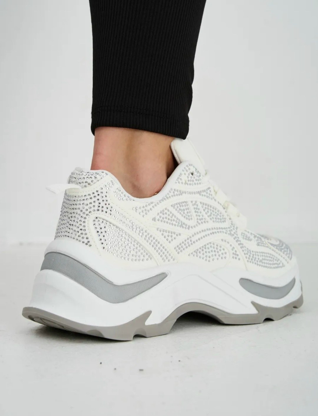 женские кроссовки,кроссовки,кроссовки белые женские,белые кроссовки,женские массивные кроссовки