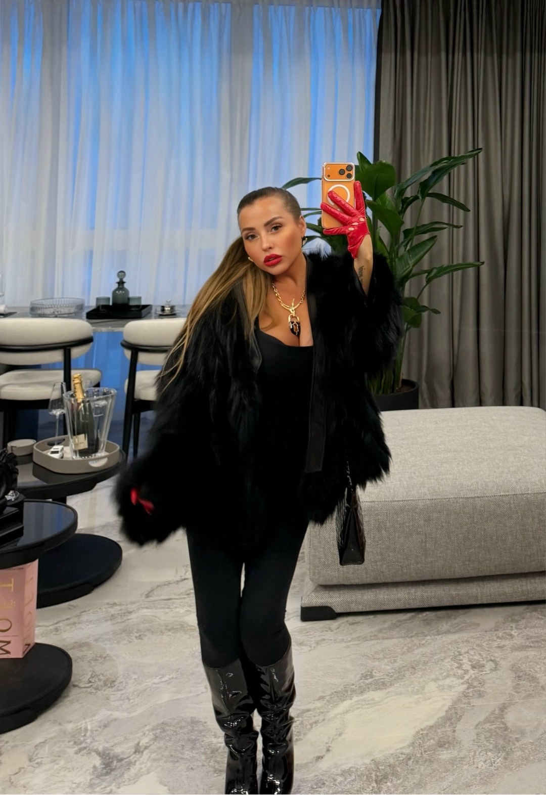 девушка,анастасия костенко 2026,юлия михалкова,беременная анастасия костенко,мода модная