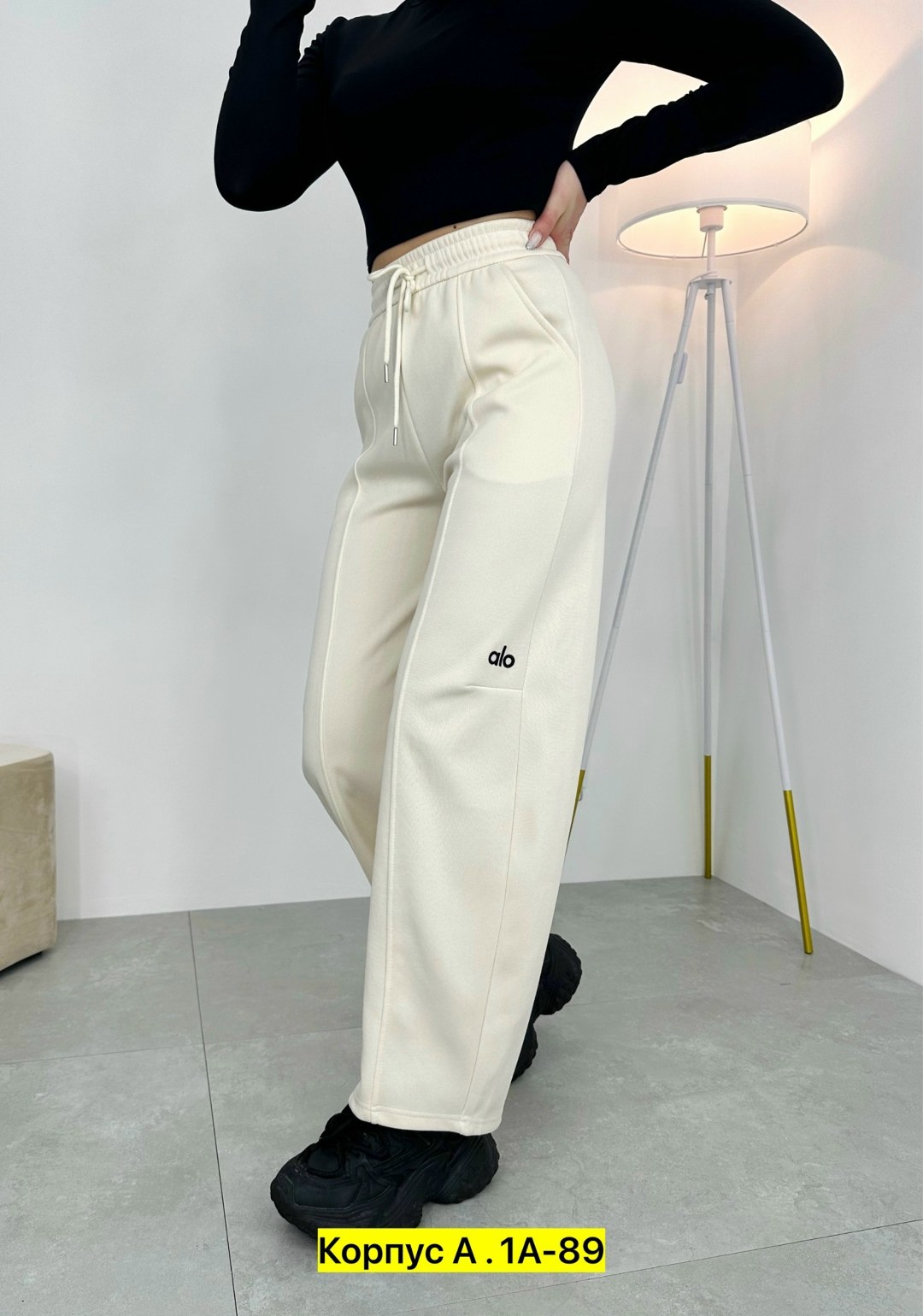 брюки спортивные,трикотажные брюки,брюки спортивные твое,штаны женские,коричневые женские спортивные брюки твое