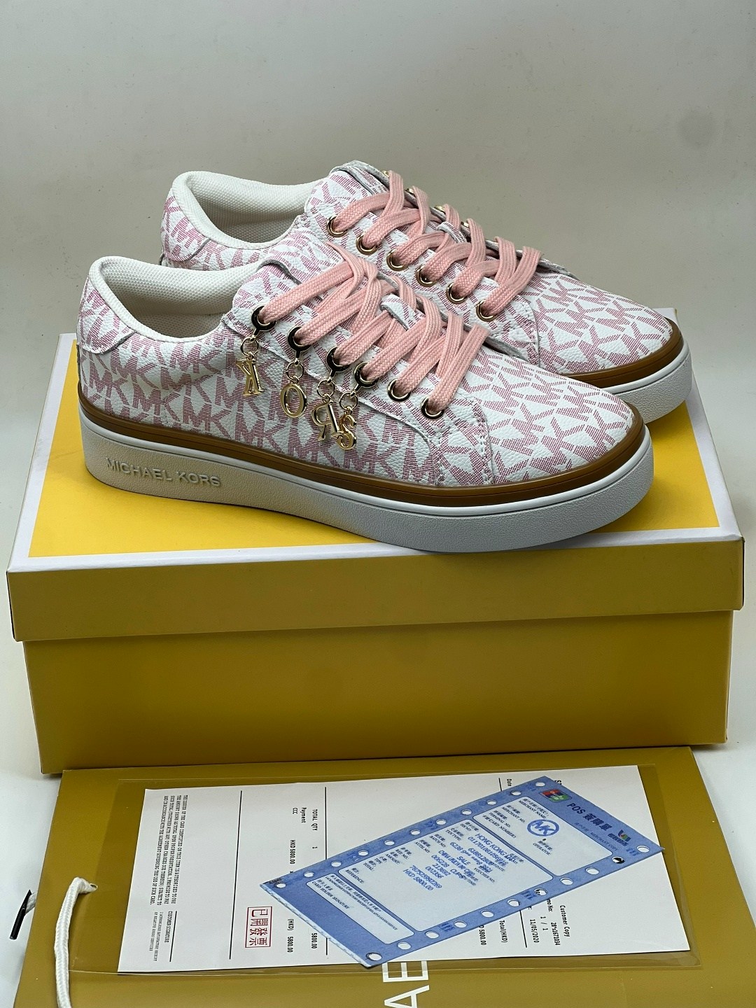 женские кеды michael kors,кроссовки michael kors,michael kors кеды,кеды майкл корс,michael kors кроссовки женские