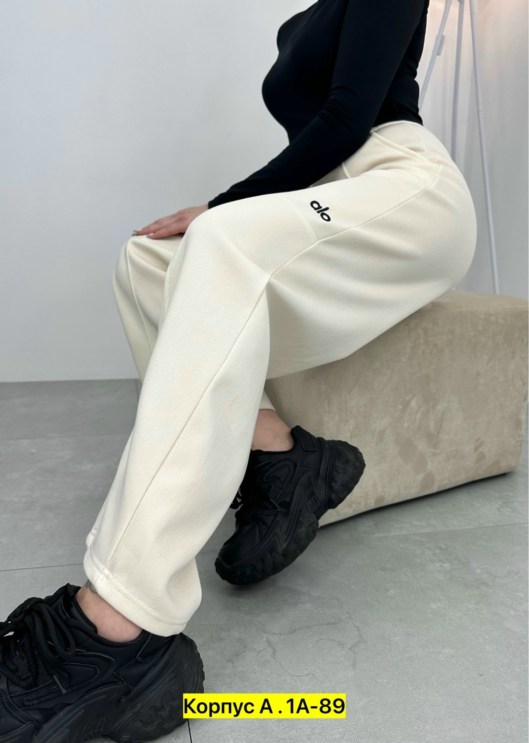 брюки спортивные,трикотажные брюки,брюки спортивные твое,штаны женские,коричневые женские спортивные брюки твое