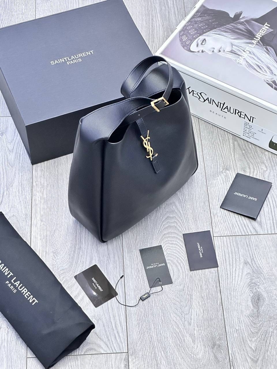 женская сумка ysl,сумка yves saint laurent,сумка,сумка ysl,сумка на плечо saint laurent