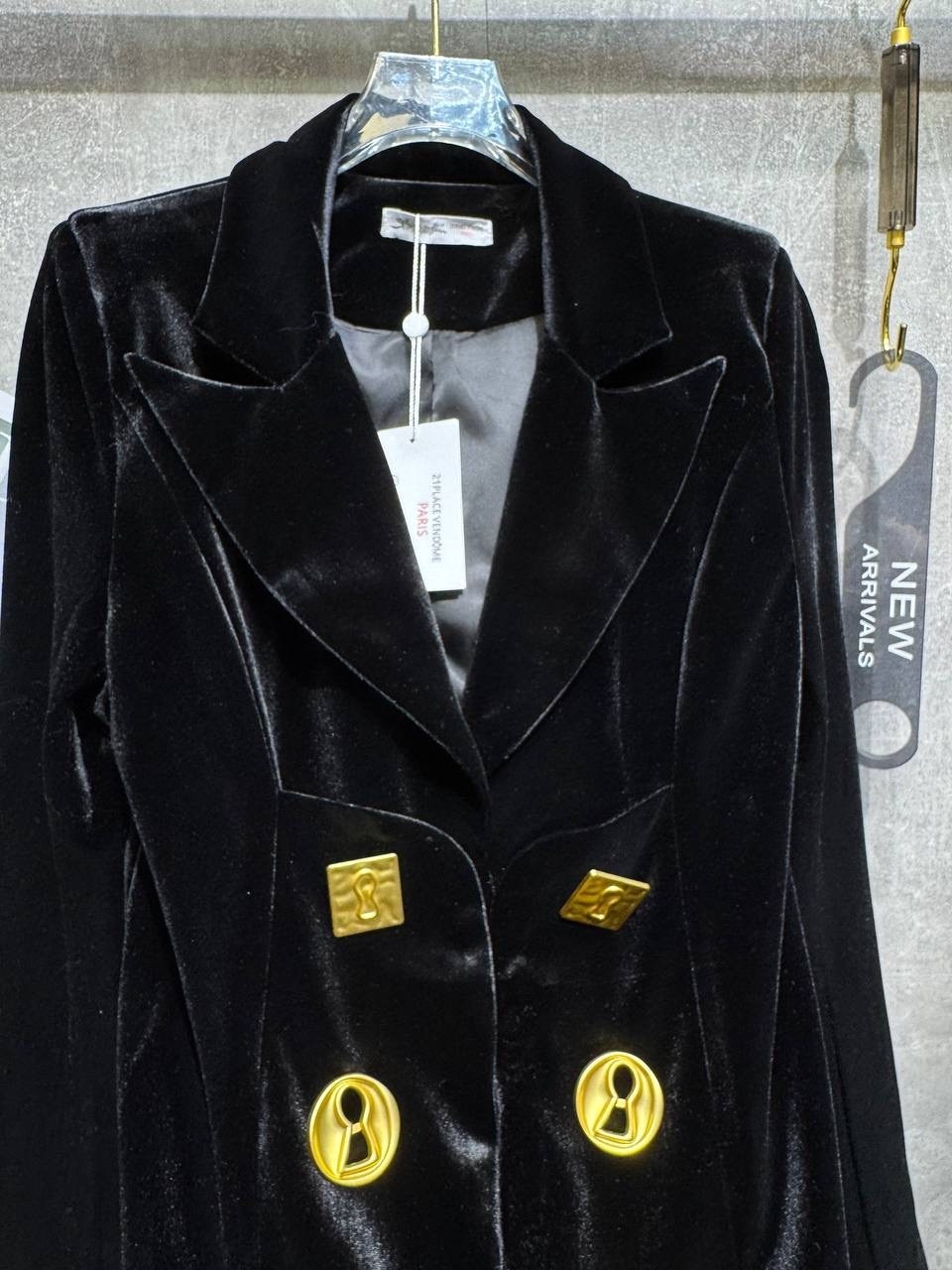 бархатный двубортный блейзер с лацканами и золотыми пуговицами,черный бархатный блейзер для женщин тонкий двубортный пиджак на пуговицах,женский бархатный пиджак,бархатный пиджак с золо