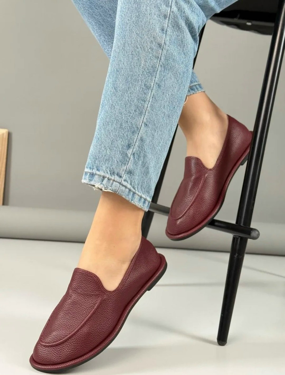 ,женская ,женские лоферы,обуви,бордовые лоферы