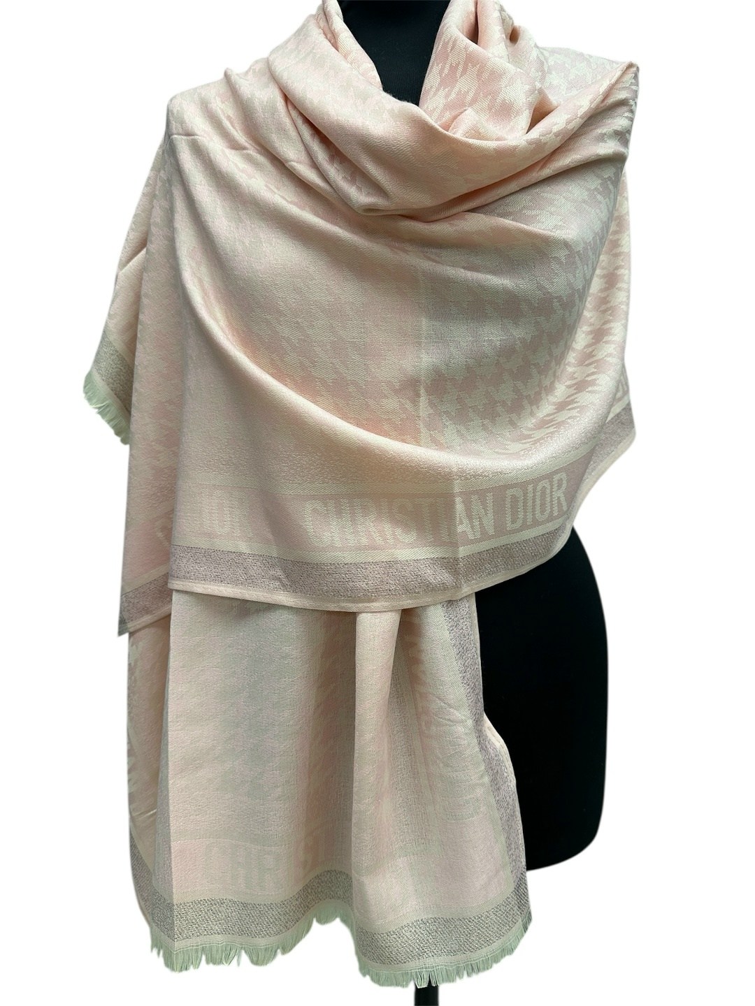 палантин dior,палантин диор,шарф диор,шарф кристиан диор,палантин женские
