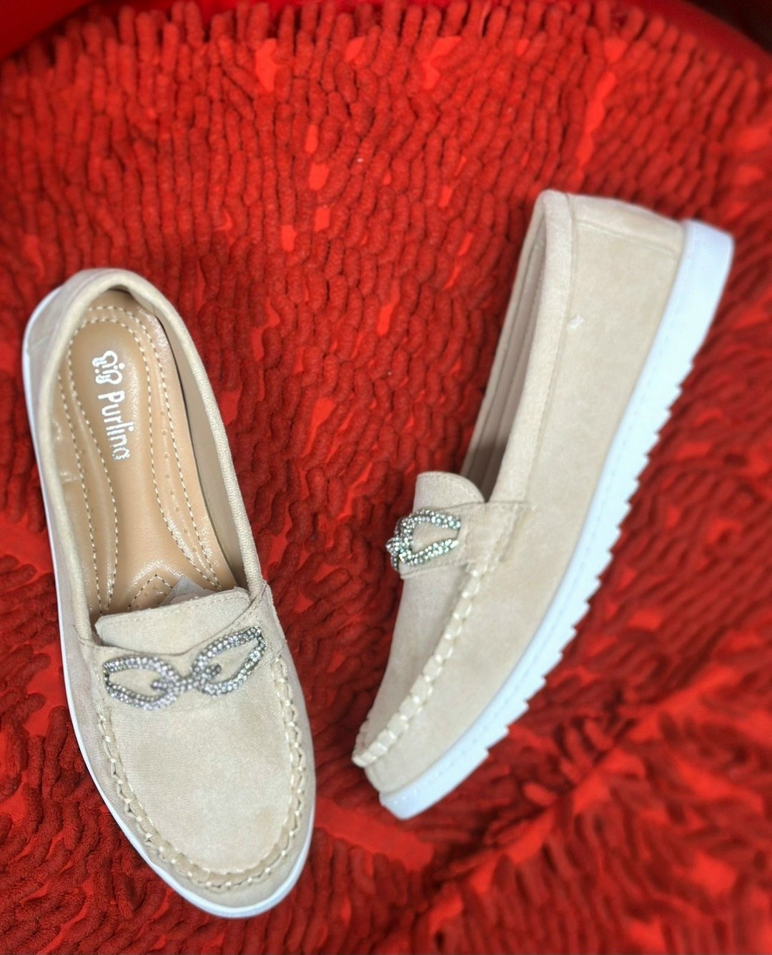 ,женские мокасины,лоферы loro piana женские,мокасины италия женские,мокасины женские бежевые