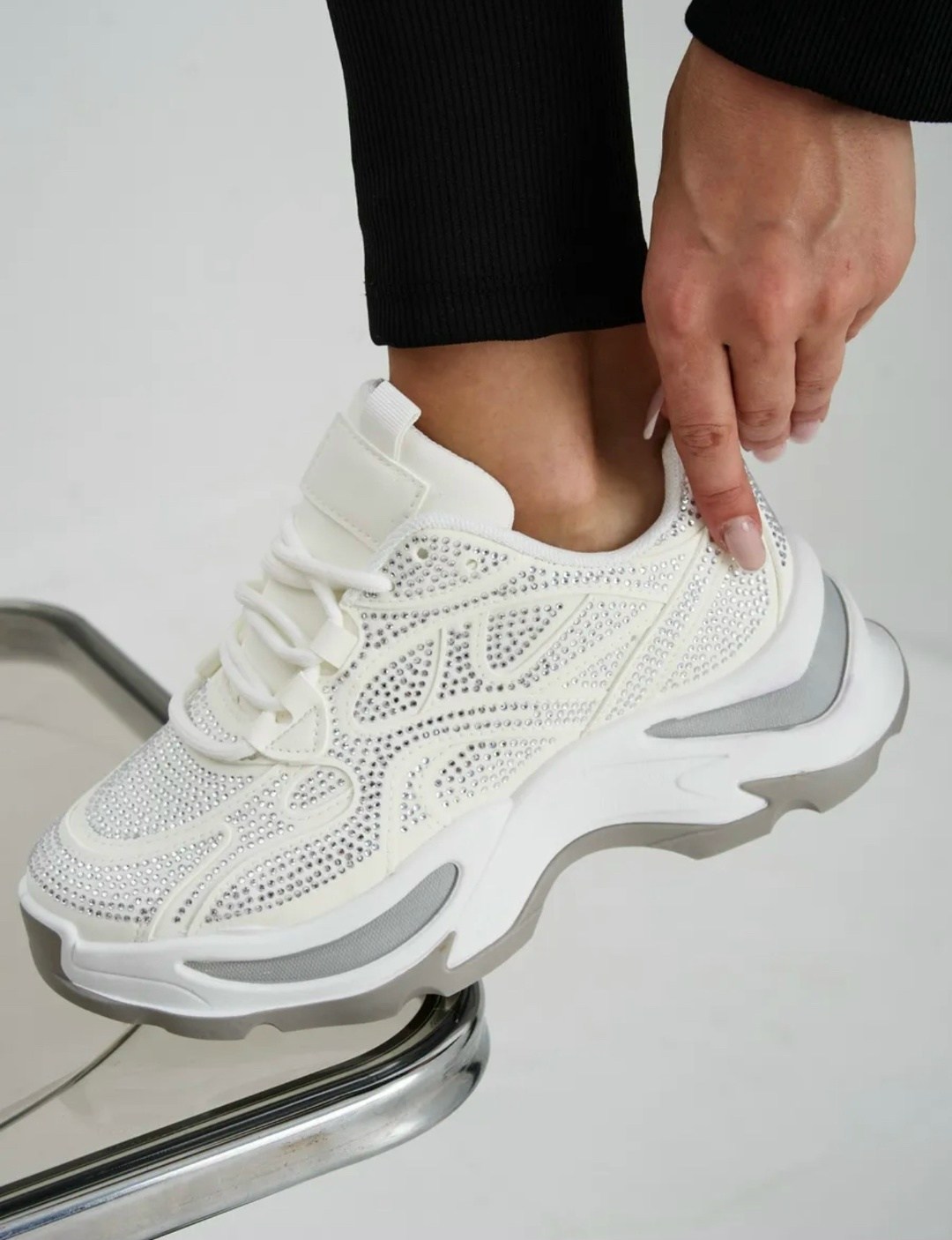 женские кроссовки,кроссовки,кроссовки белые женские,белые кроссовки,женские массивные кроссовки