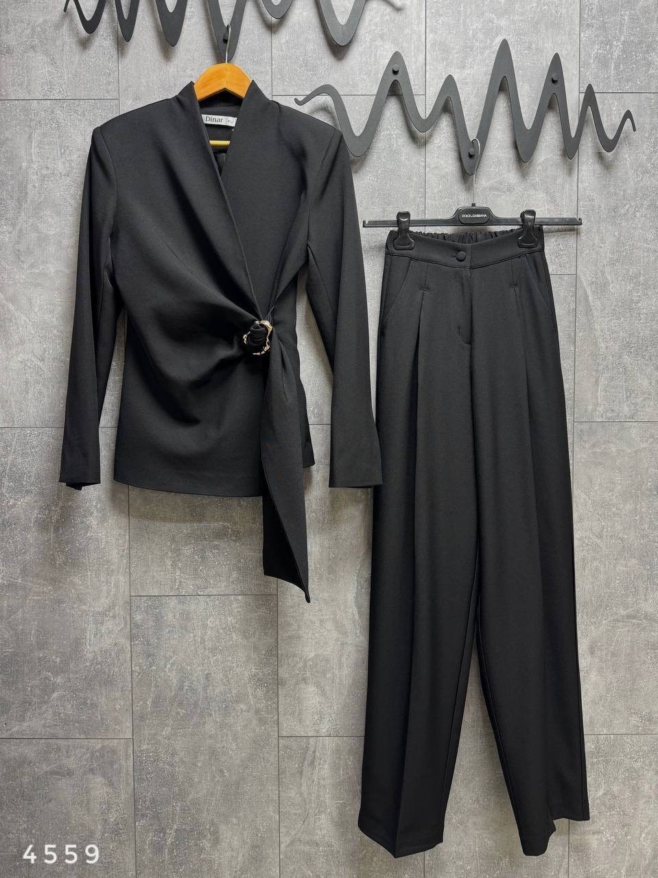 женский брючный классический костюм,костюм брючный,костюм классический,женский брючный костюм,костюм двойка