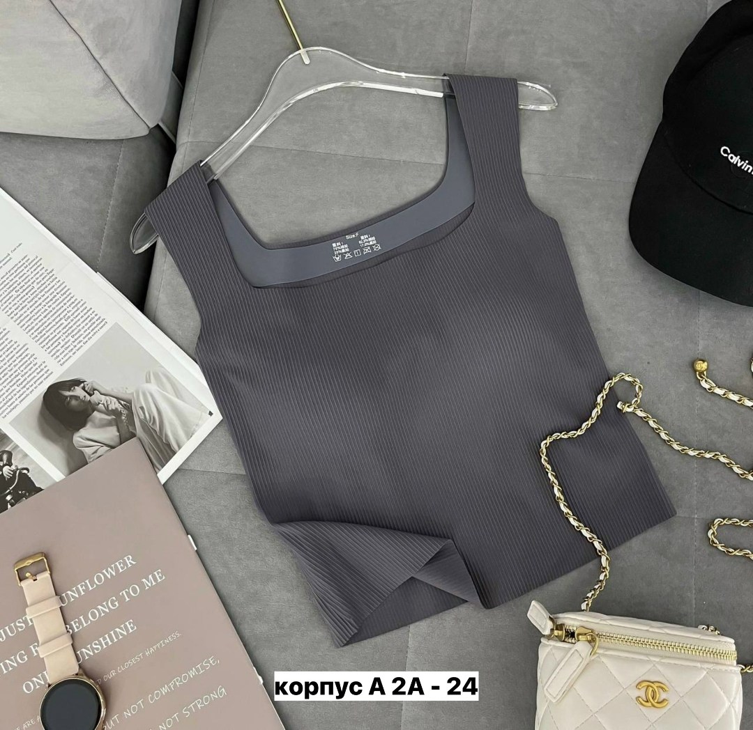 топ бежевый,топ женский,женская майка,топ женская майка,майка кроп топ