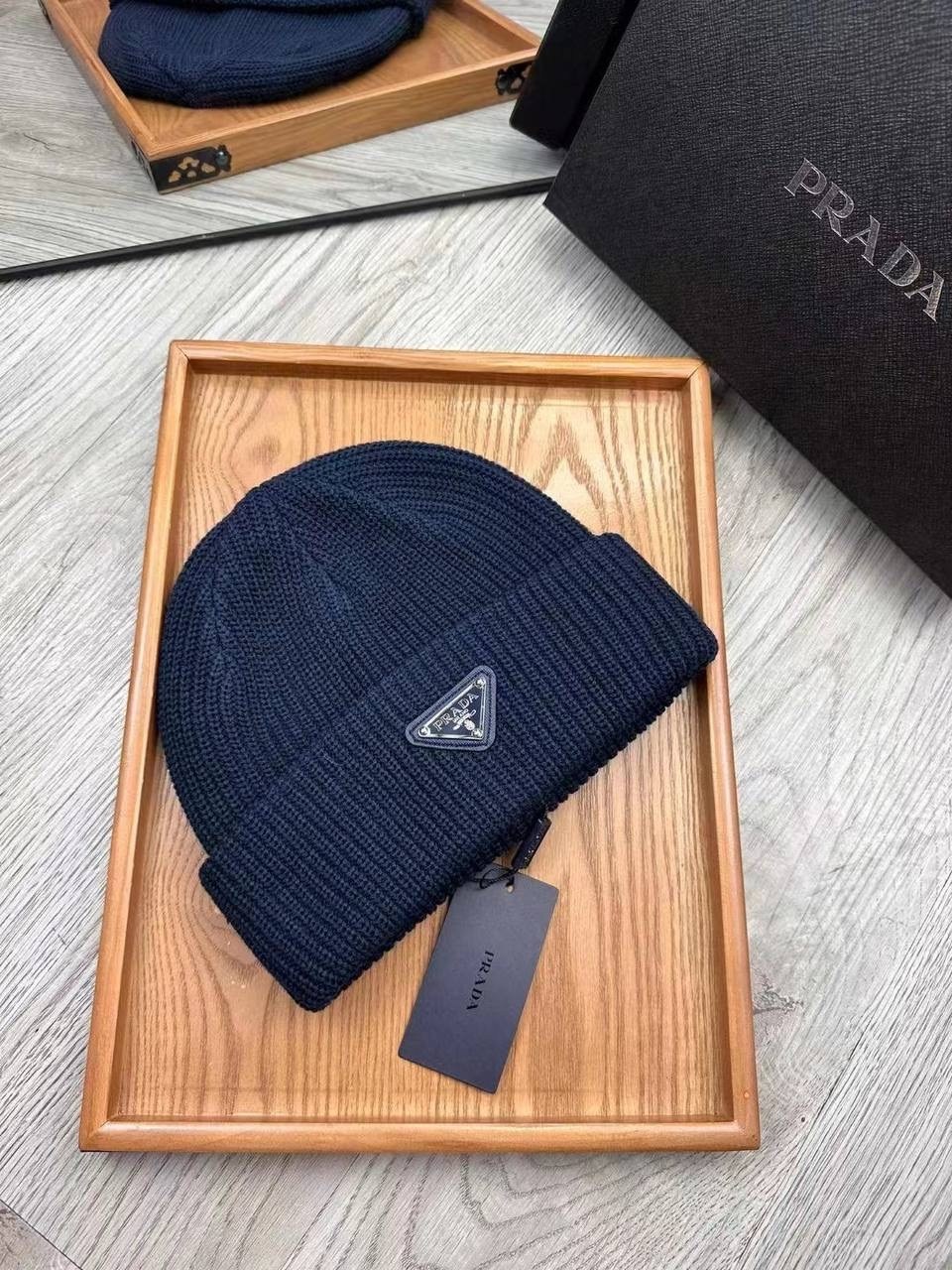 шапка prada,шапка от прада,шапка бини,шапка бини унисекс,шапка для мужчин