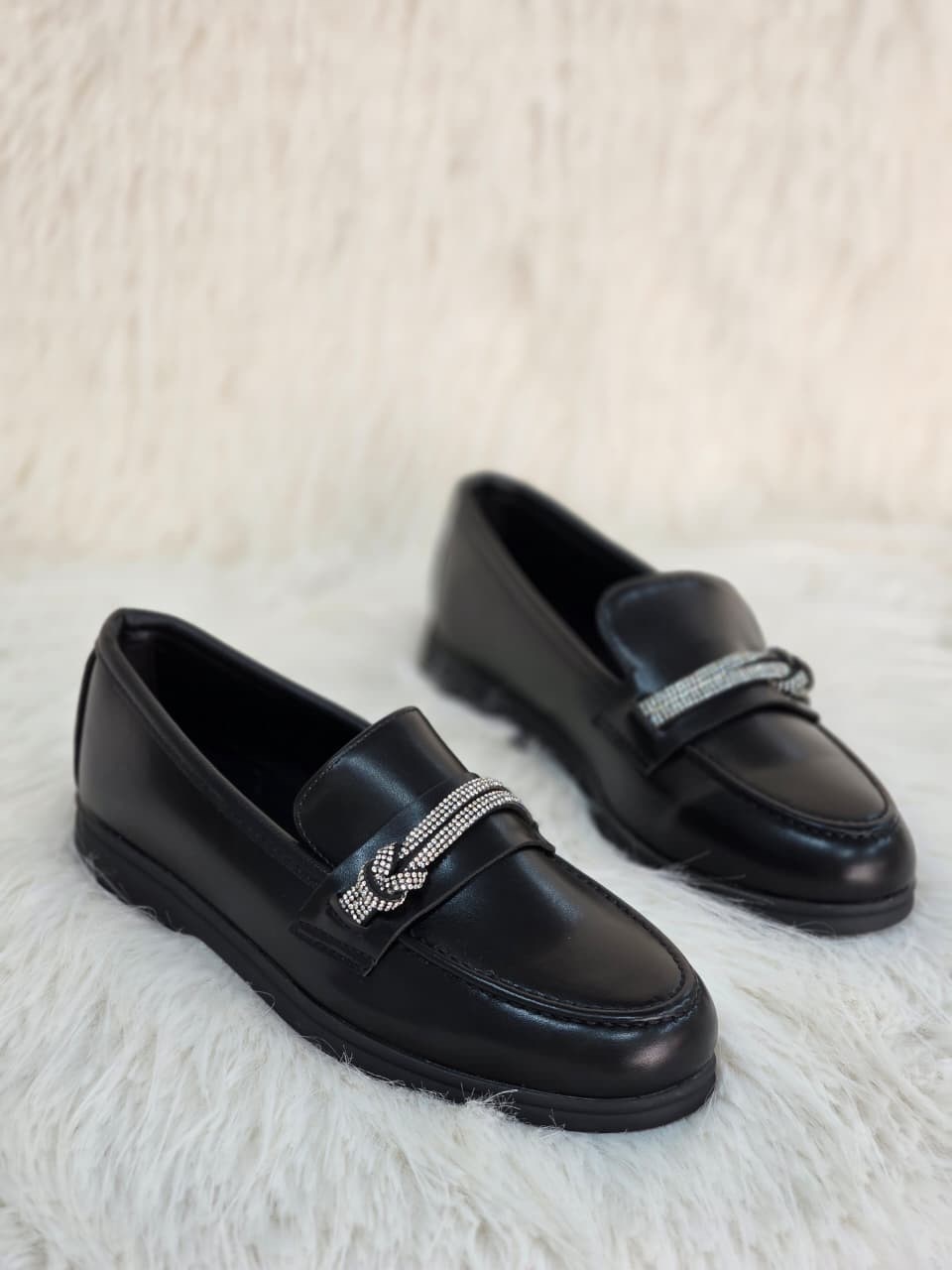 ,женские лоферы,слипоны женские,мокасины женские,белые лоферы