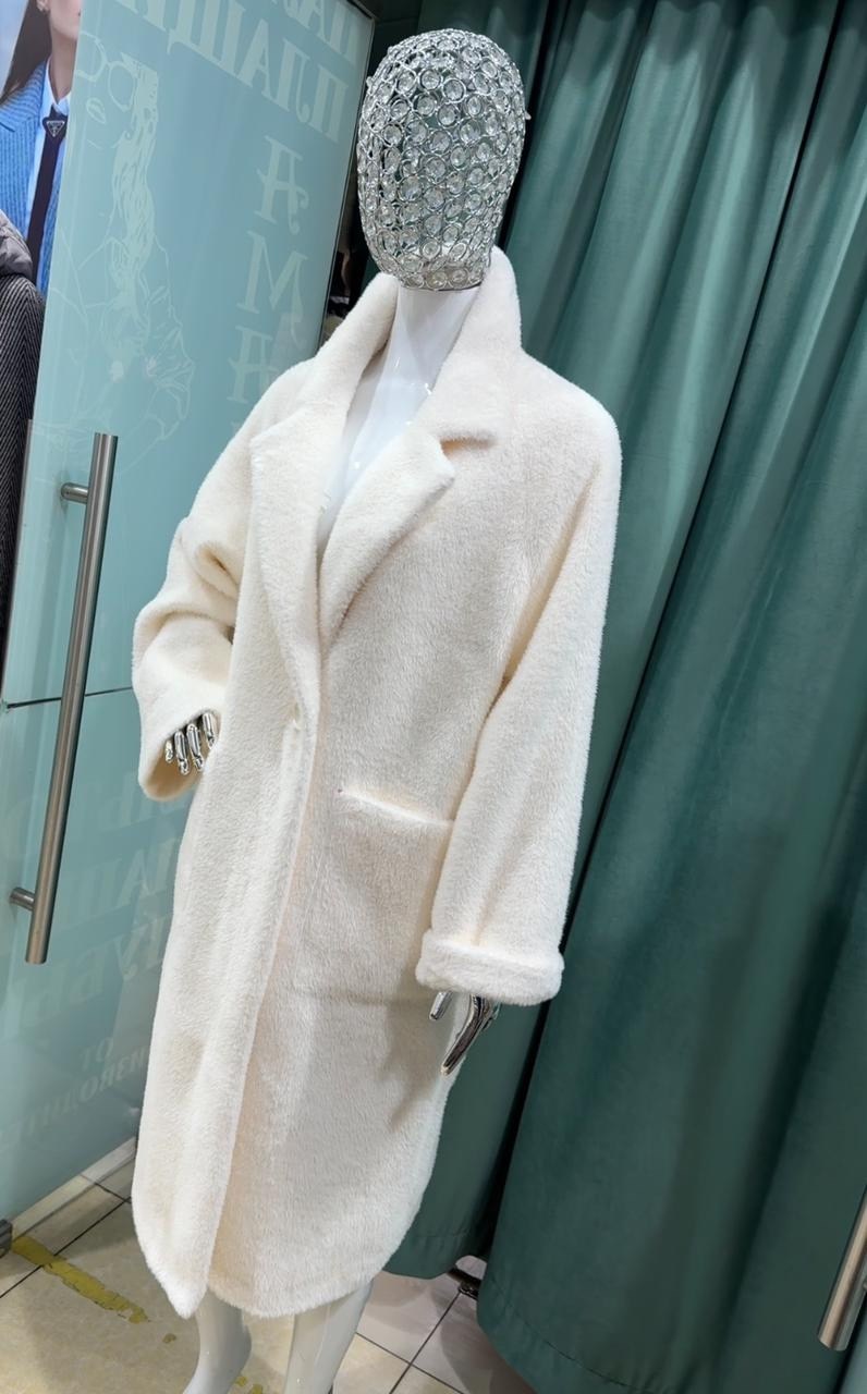 шуба из 100% шерсти свободного кроя love republic,шуба tiamo look овечка,шубка белая,белое пальто,пальто из альпаки
