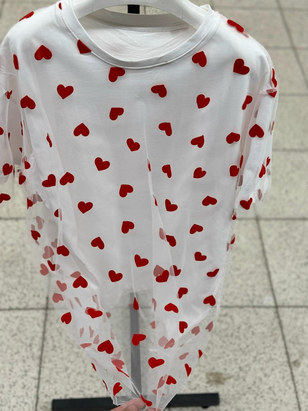 футболка женская,футболки женская оверсайз,футболки женская оверсайз с принтом,футболка оверсайз с сердечком,женская футболка оверсайз с сердечками