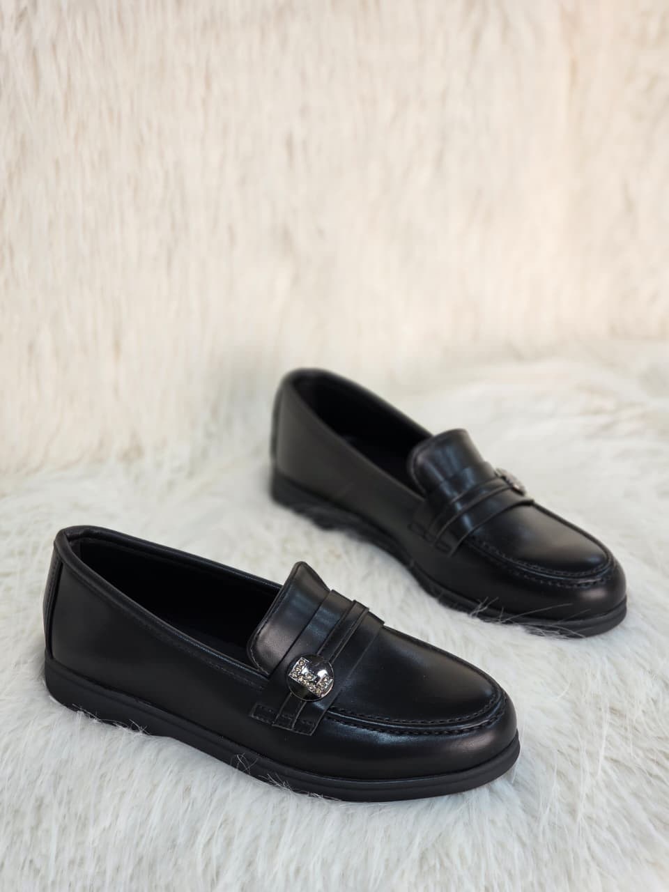 ,женские лоферы,слипоны женские,мокасины женские,белые лоферы