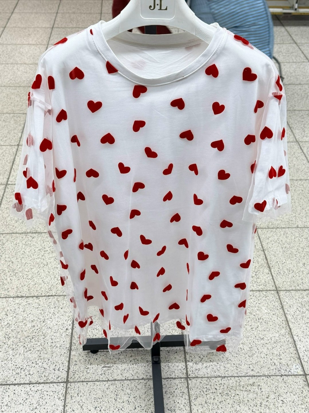 футболка женская,футболки женская оверсайз,футболки женская оверсайз с принтом,футболка оверсайз с сердечком,женская футболка оверсайз с сердечками