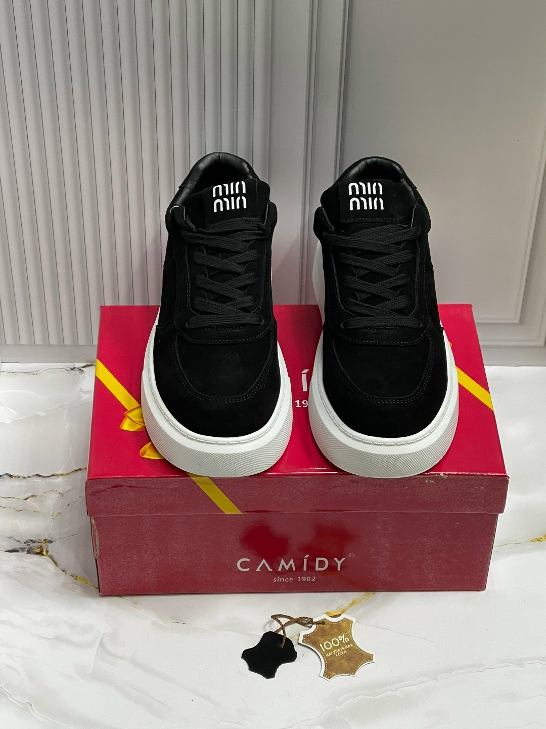 ,женские кроссовки,кроссовки ugg,женская ,кроссовки замшевые