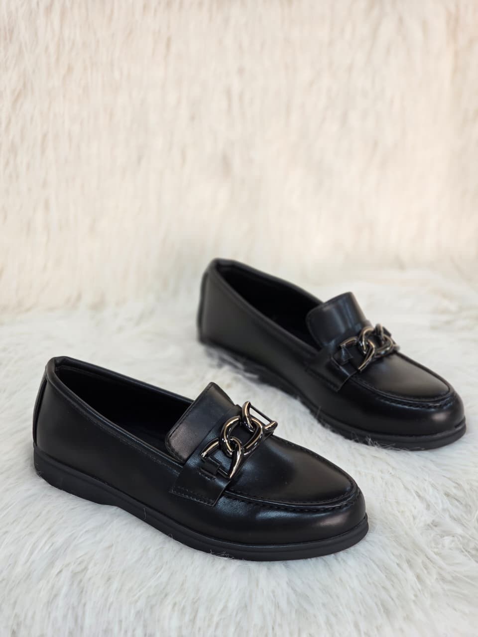 ,женские лоферы,слипоны женские,мокасины женские,белые лоферы