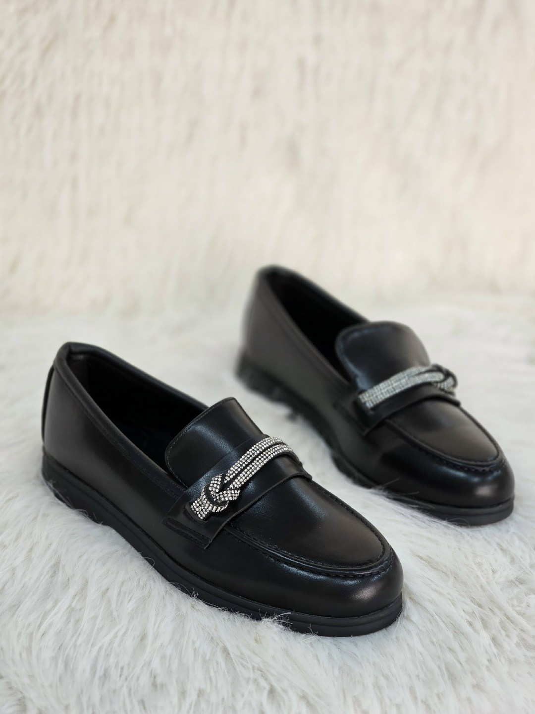 ,лоферы женские,модные лоферы,лоферы массимо дутти,лоферы женские черные