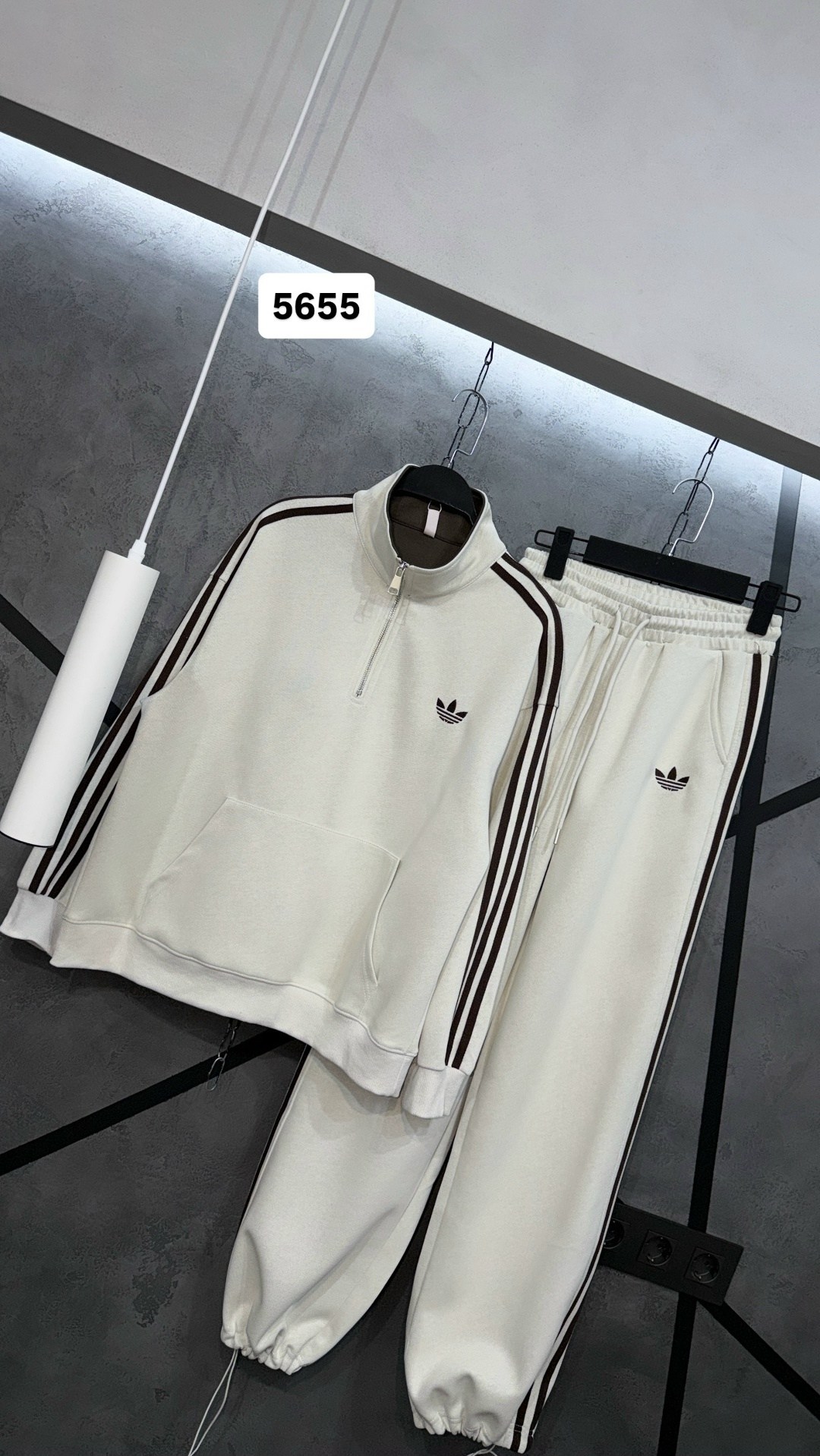 спортивный костюм adidas,мужской спортивный костюм adidas,спортивный костюм адидас 2026,спортивные костюмы адидас,спортивный костюм adidas originals