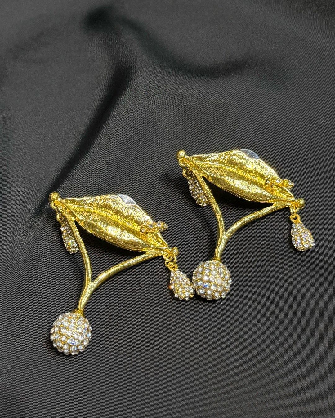 женская брошь,брошь модная,медицинская брошь,брошь для женщин,брошь для медика