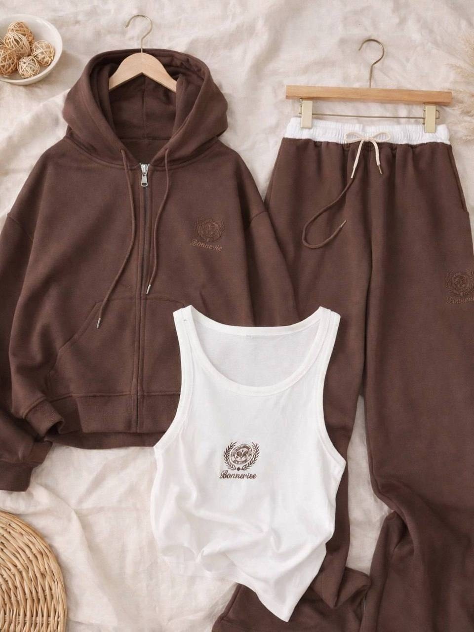 одежда толстовка,женский спортивный костюм,костюм в спортивный,костюм на флисе,красный костюм