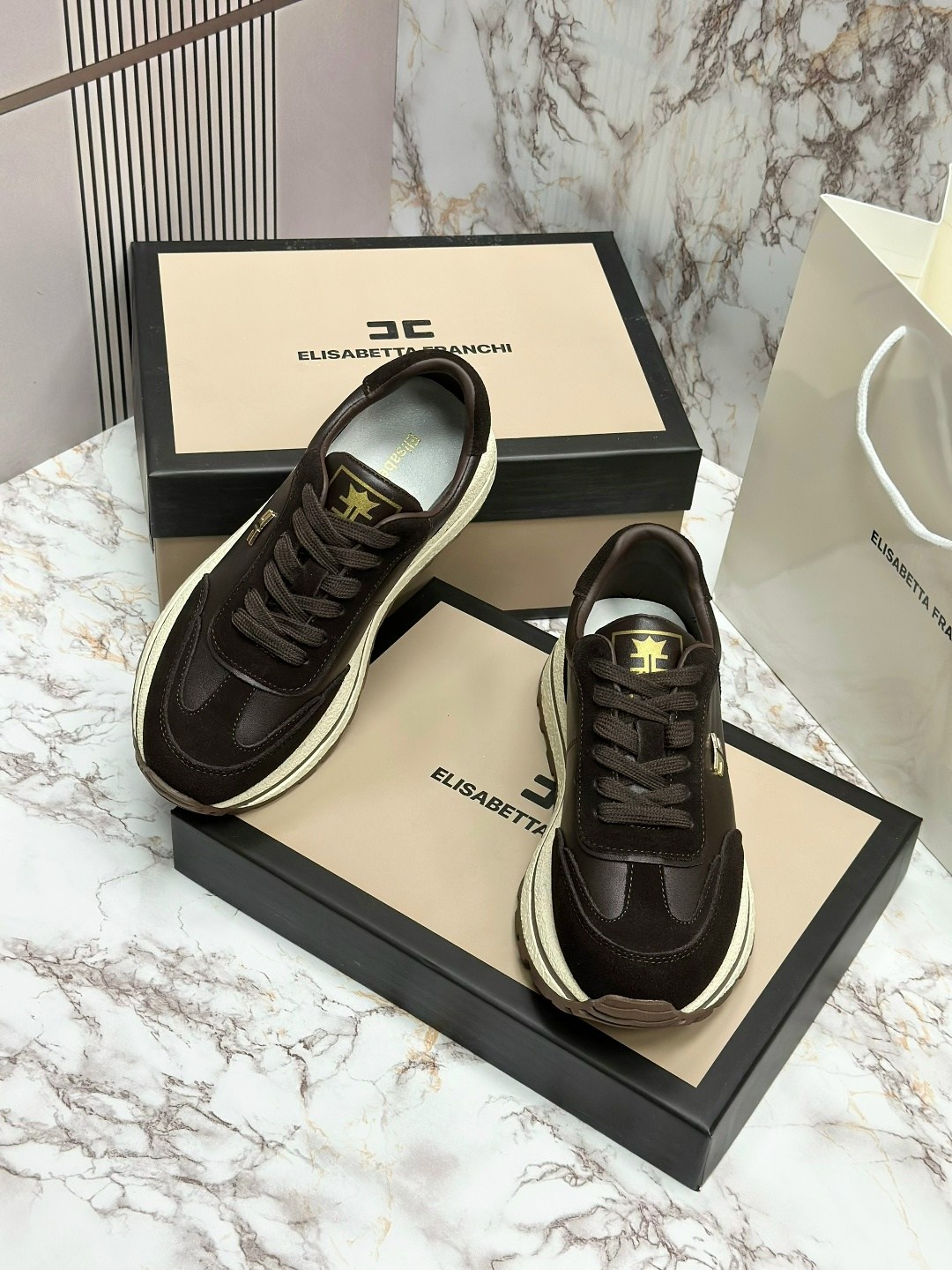 ,женские кроссовки,замшевые кроссовки,кроссовки elisabetta franchi,brunello cucinelli кроссовки