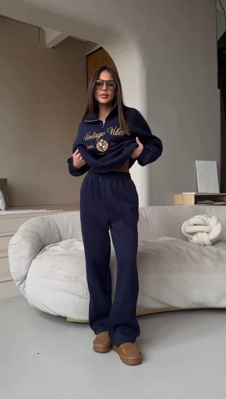трикотажный костюм,спортивный костюм женский,спортивные брюки с отворотом,спортивный костюм,толстовка с брюками