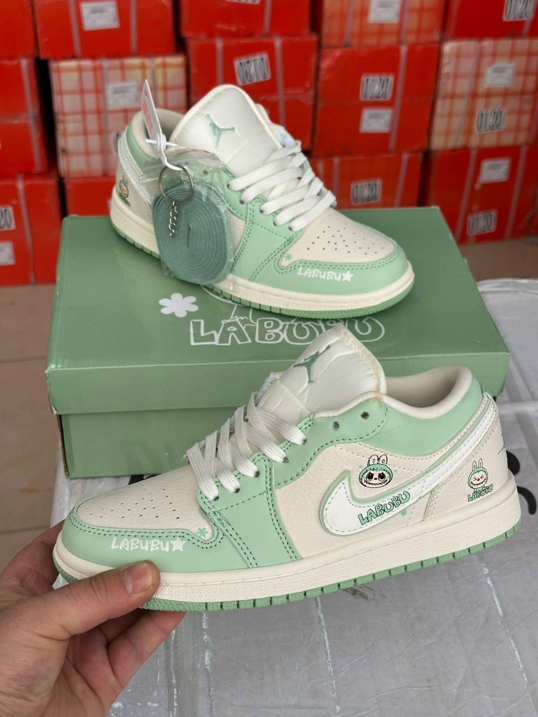 кроссовки nike air jordan 1 low x travis scott x labubu,кроссовки,nike air jordan 1 low travis scott,кроссовки женскиe,кроссовки air
