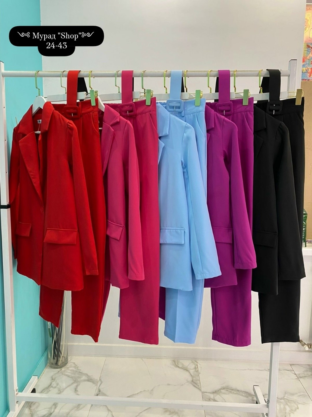 брючный костюм continental fashion 0211-07 фиолетовый,костюм женский,бизарро костюм брючный фуксия,костюм женский фабрични пиджак классический с брюками,брючный костюм