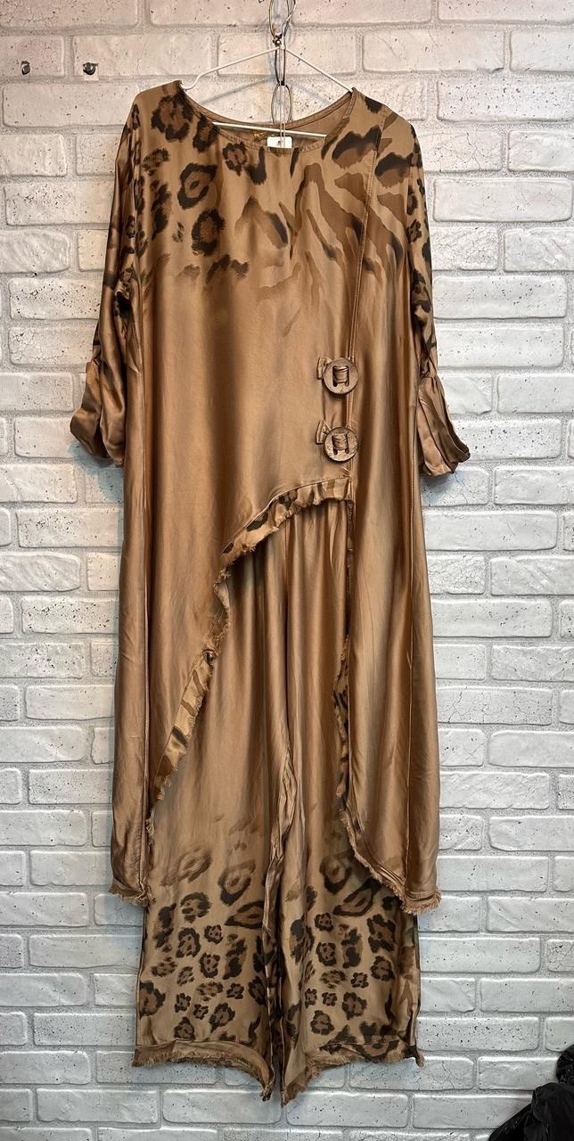 женский комплект из двух предметов с леопардовым,костюм женский,костюм для женщин,костюм италия