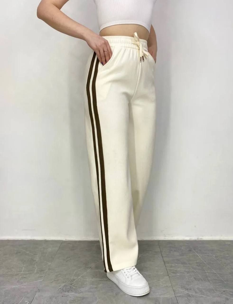 брюки вельветовые палаццо с лампасами hoanglam_shop,брюки спортивные,брюки спортивные вельветовые палаццо с лампасами,брюки спортивные женские,брюки спортивные вельветовые палаццо с лампасами anhthu b