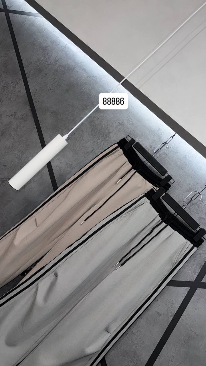 повседневные спортивные брюки,спортивные брюки,брюки с широкими штанинами,широкие брюки,широкие спортивные штаны