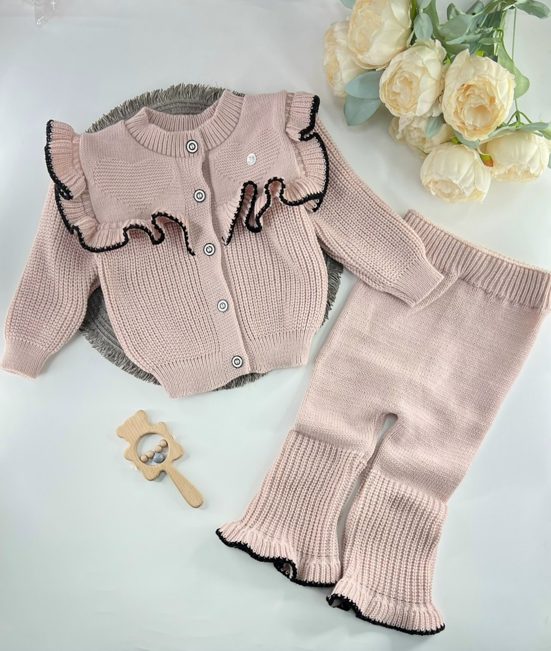 вязаный костюм для девочек,вязаный костюм детский,костюм вязаной,костюм для девочки спицами,костюм для девочек