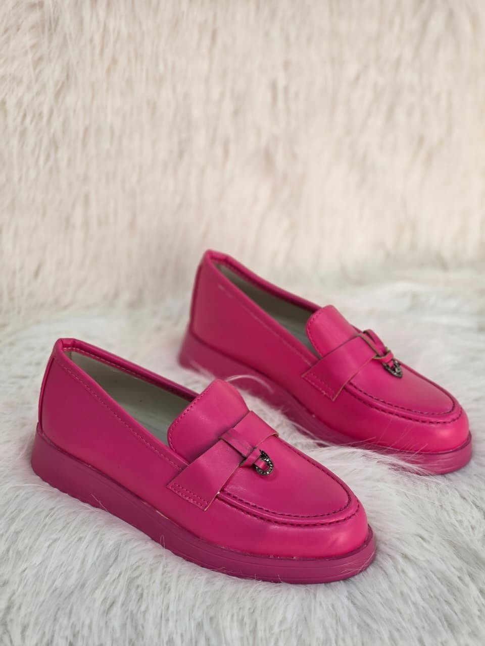 ,женские лоферы,слипоны женские,мокасины женские,белые лоферы