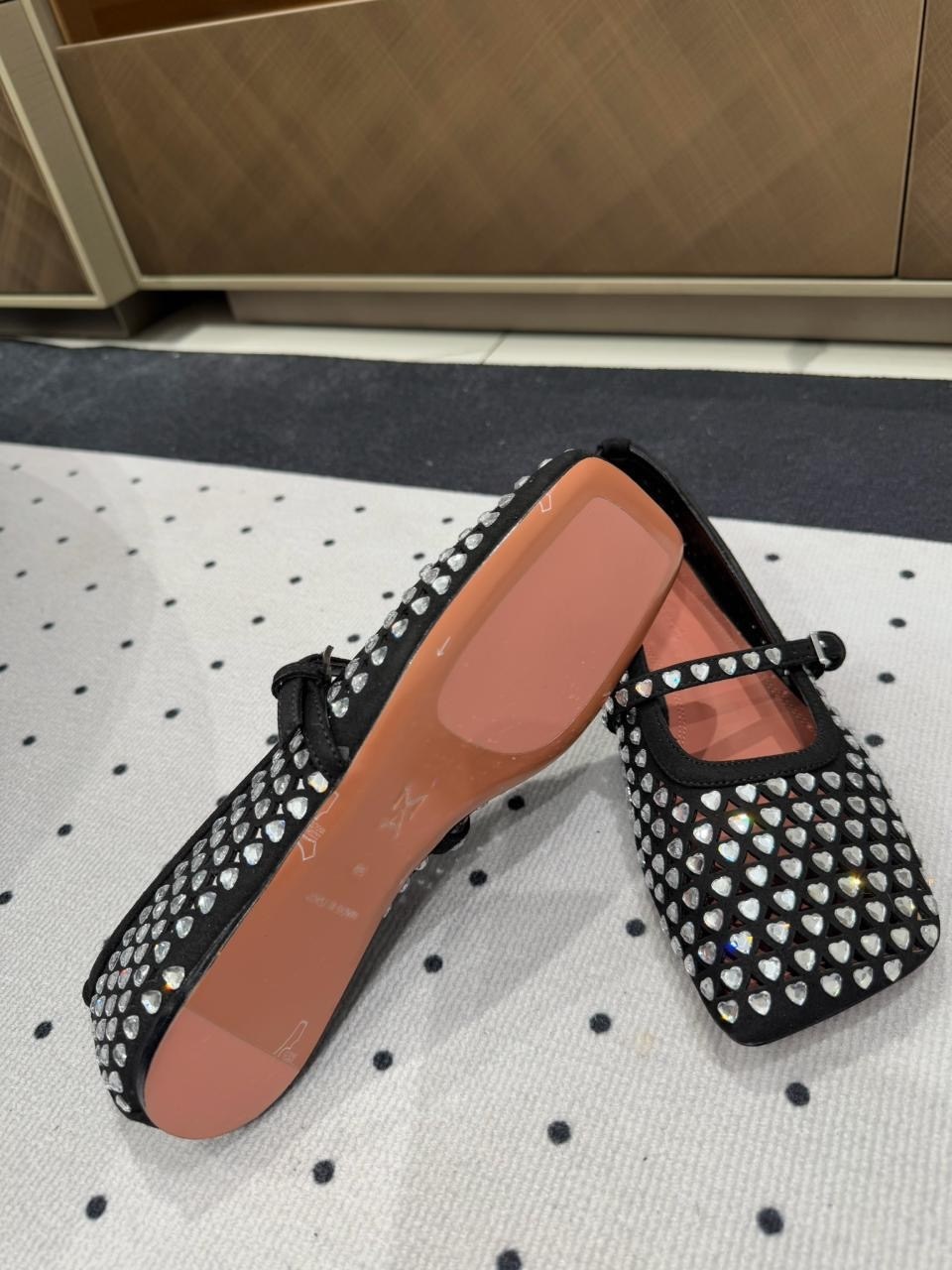 ,балетки на плоской подошве,туфли женские,балетки,балетки со стразами бренд