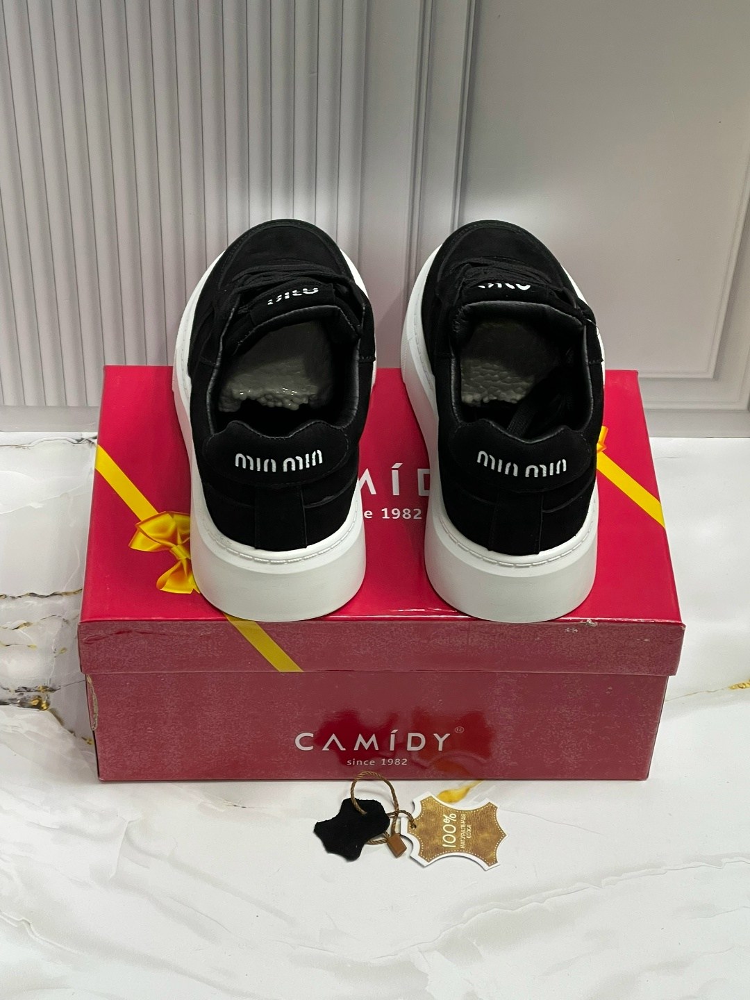 ,женские кроссовки,кроссовки ugg,женская ,кроссовки замшевые