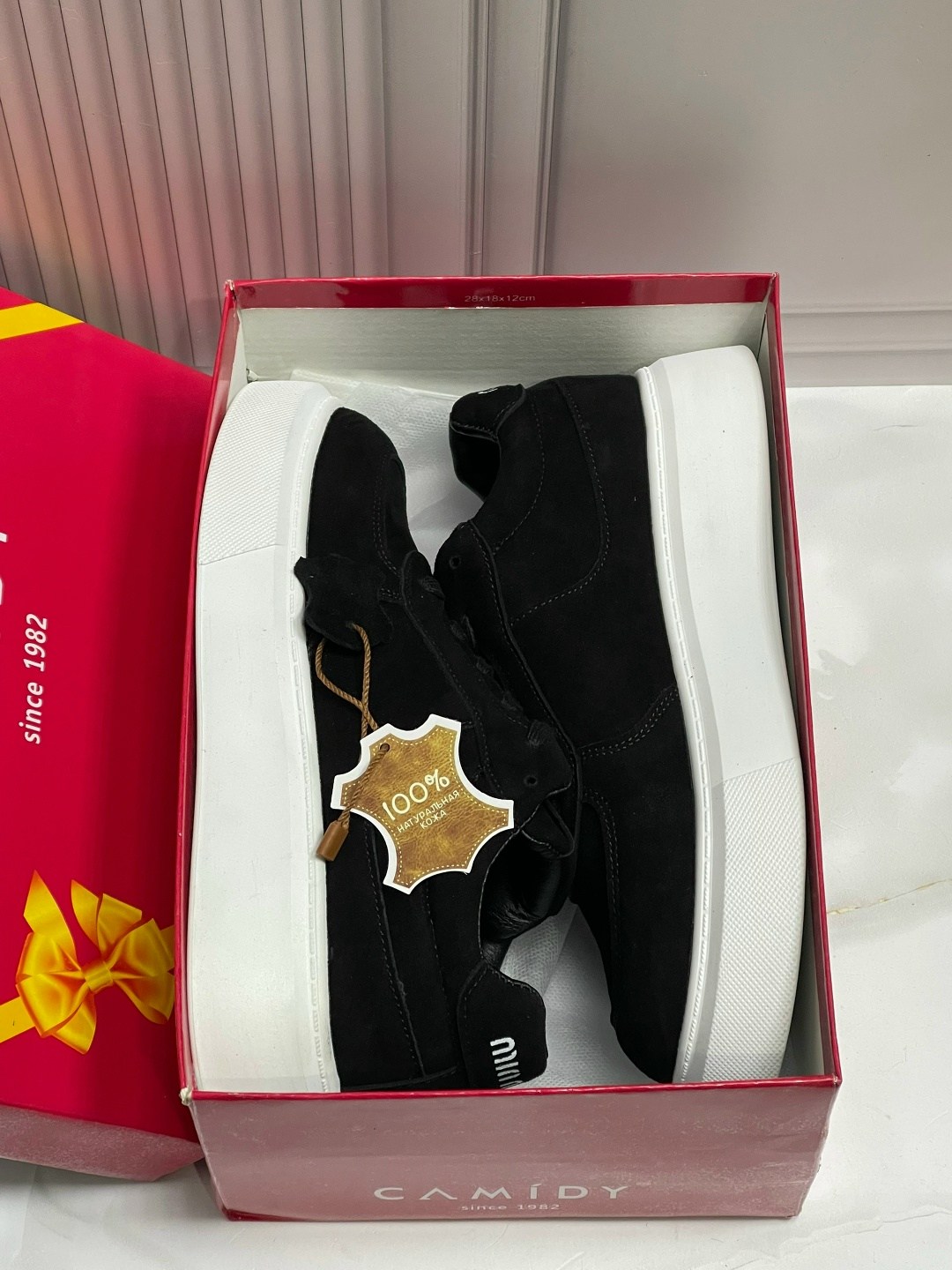 ,женские кроссовки,кроссовки ugg,женская ,кроссовки замшевые