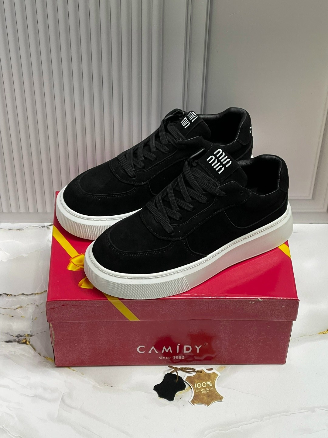 ,женские кроссовки,кроссовки ugg,женская ,кроссовки замшевые