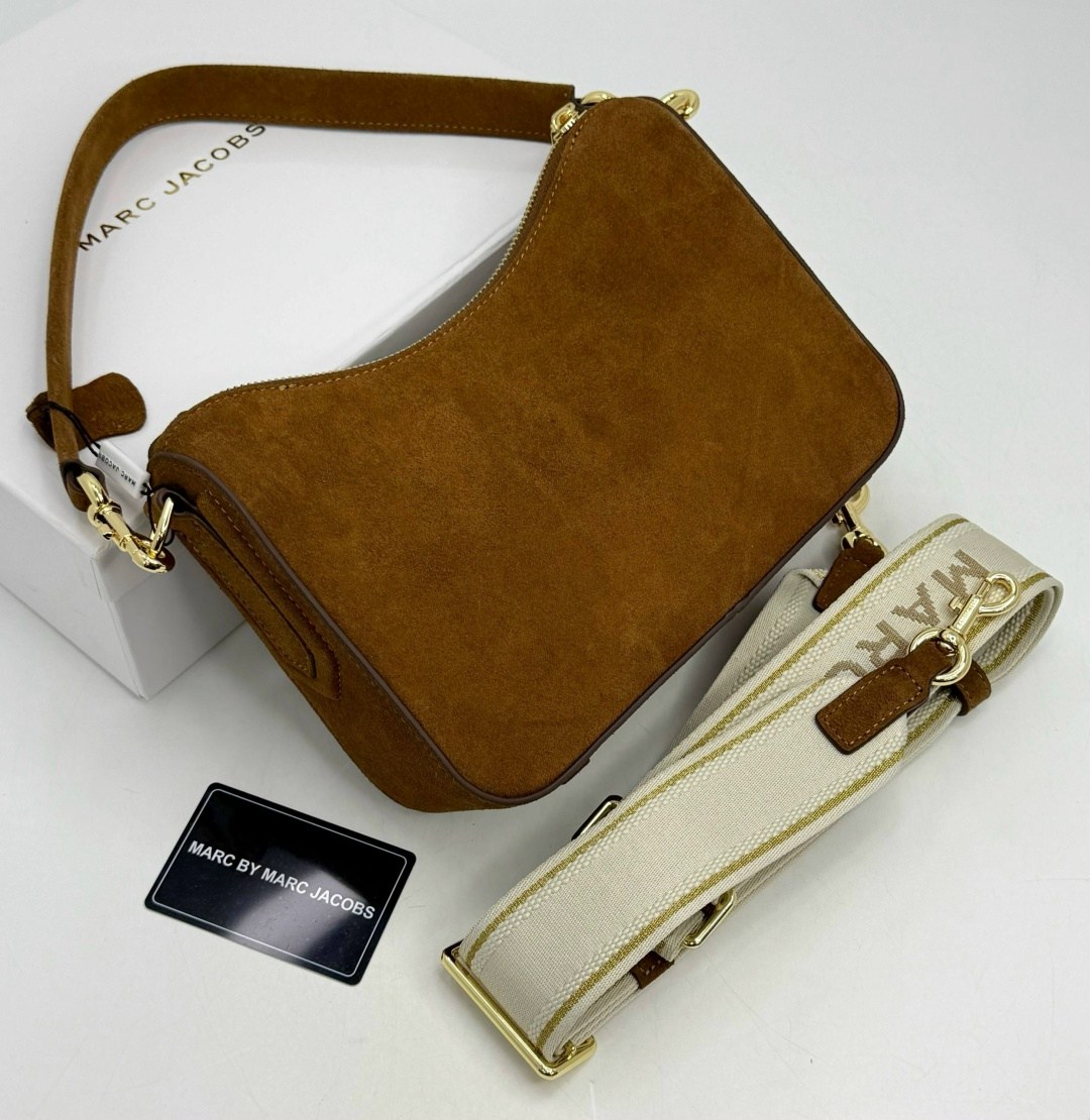 сумка marc jacobs 25-16 см натуральная замша,сумка женская marc jacobs,женская сумка marc jacobs из натуральной замши,сумка marc jacobs из замши,сумка-хобо через плечо marc jacobs